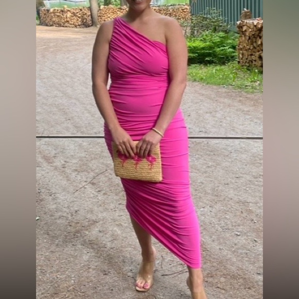 Norma Kamali Diana ruched dress